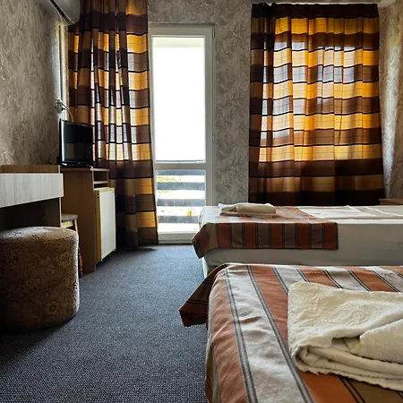 Хотел Palma Weiss 2*